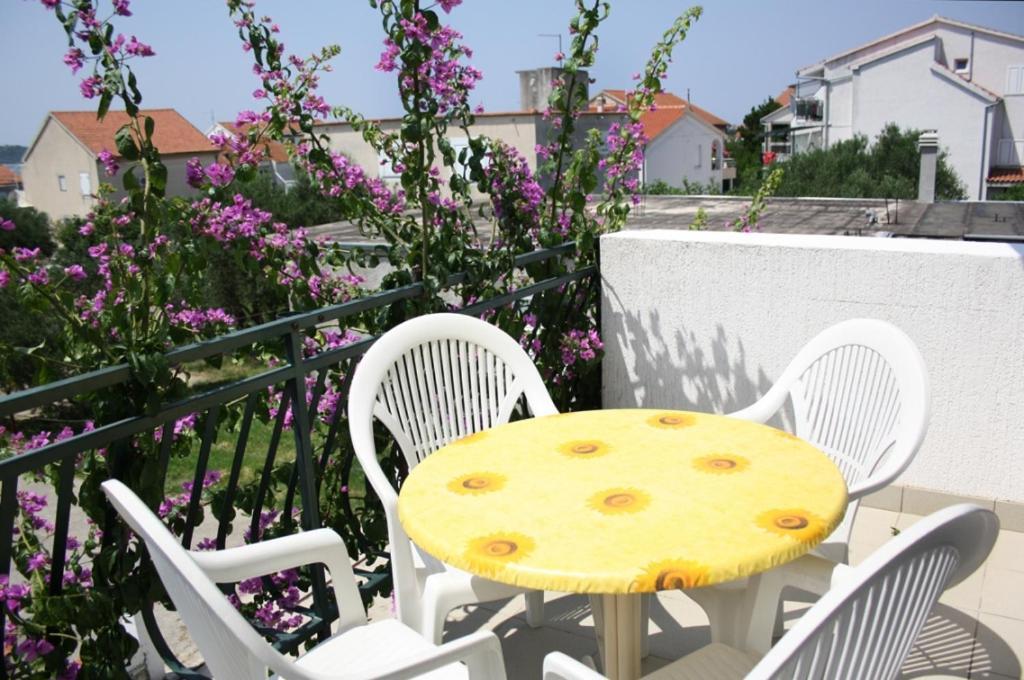 Apartment In Vodice With Sea View, Balcony, Air Conditioning Wifi 3671-2 Exterior photo